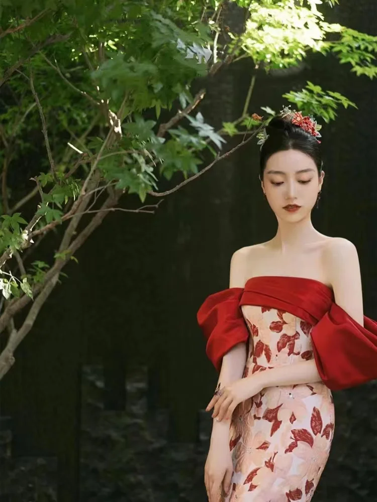 

Жаккардовые платья для выпускного вечера с красными цветами и открытыми плечами с вырезом лодочкой и открытой спиной на молнии сзади Тонкие длинные вечерние вечерние женские обручальные платья