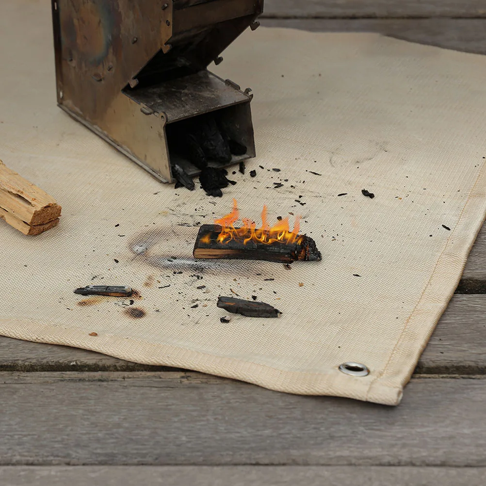 Outdoor Fireproof Mat Camping Heat Insulation Blanket for Barbecue Emergency Safety Protection Fire Proof Blanket