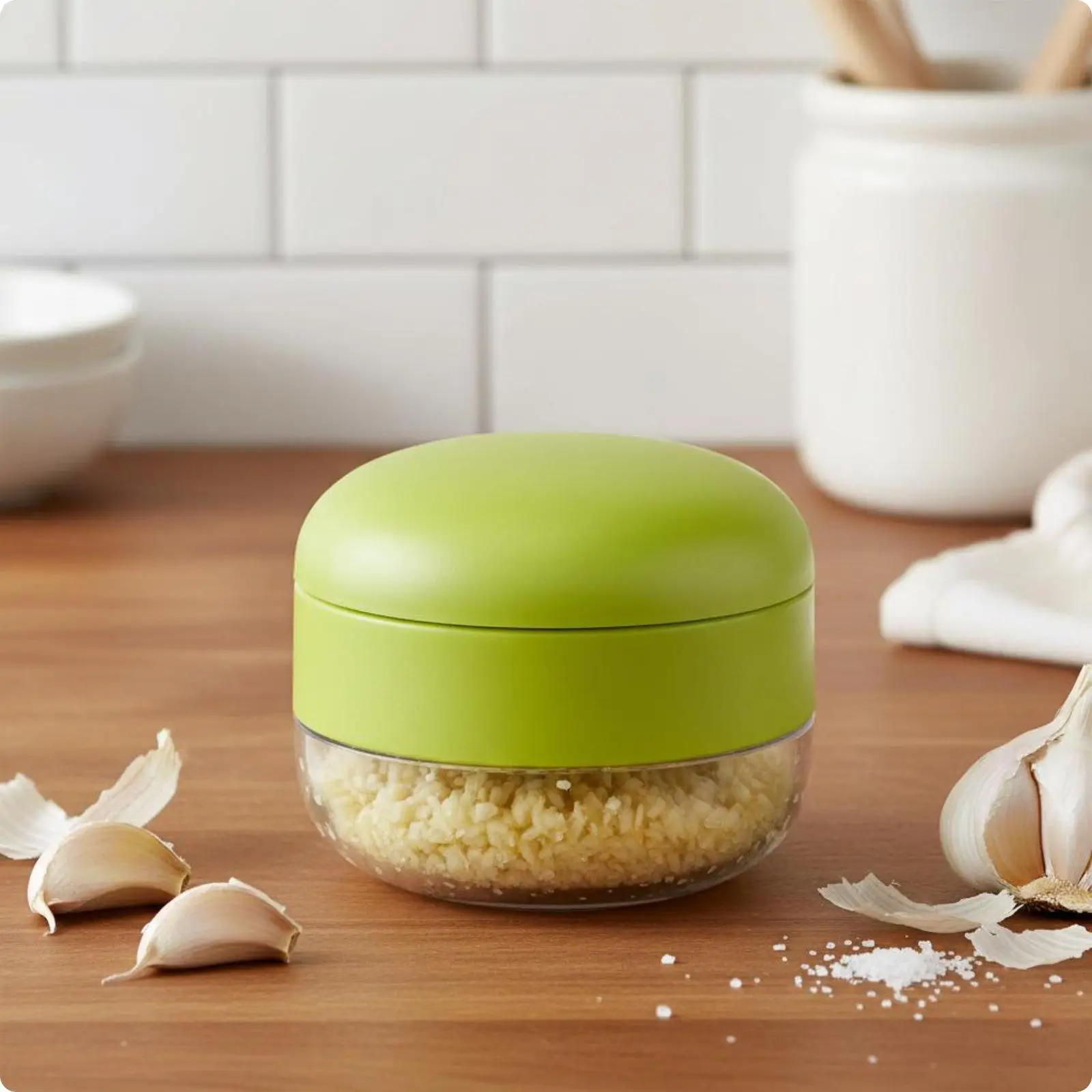 Versatile Stainless Steel Garlic Manual Chopper Kitchen Gadget for Peeling Mincing and Prepping Garlic