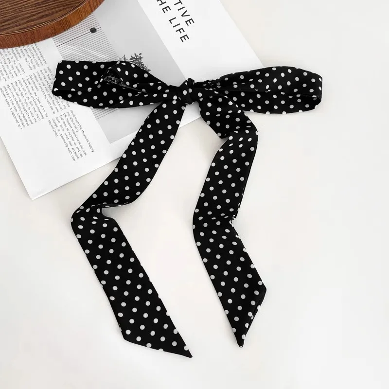 Sciarpa a pois nera nuova primavera Sciarpa da collo in seta quadrata di lusso da donna Fascia per capelli alla moda Accessorio elegante per abiti eleganti