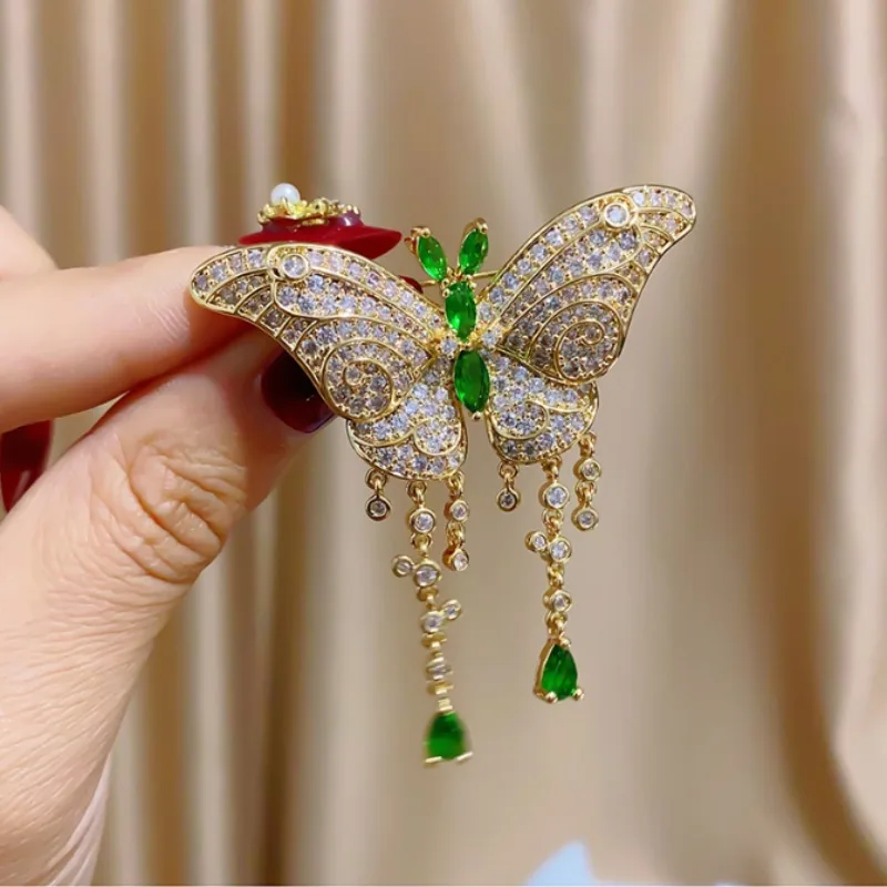 

Elegant Shiny Green Zircon Butterfly Brooch Pearl Luxury Insect Pin Women Accessories Jewelry