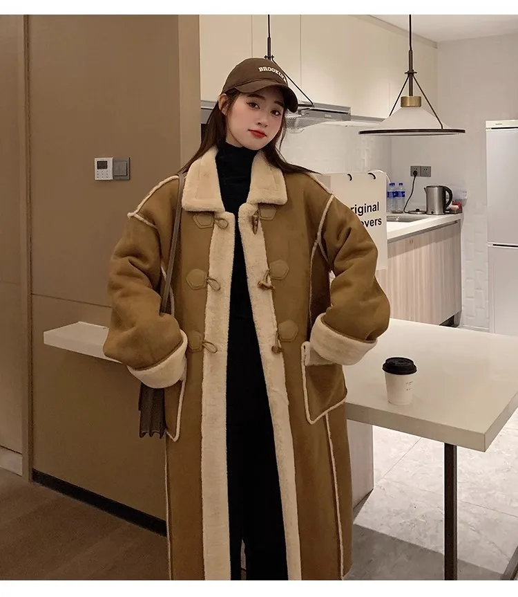 Winter New Style Women's Long Thickened Sheepskin Coat with Buttoned Leather And Fur Integration Velvet Outer Jacket