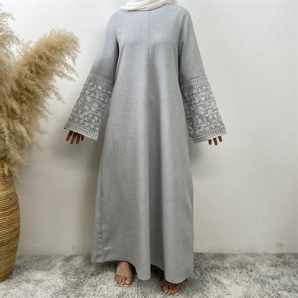

Middle East new Muslim fashion hot selling women's dress Turkey Dubai Islam simple elegant zipper dress