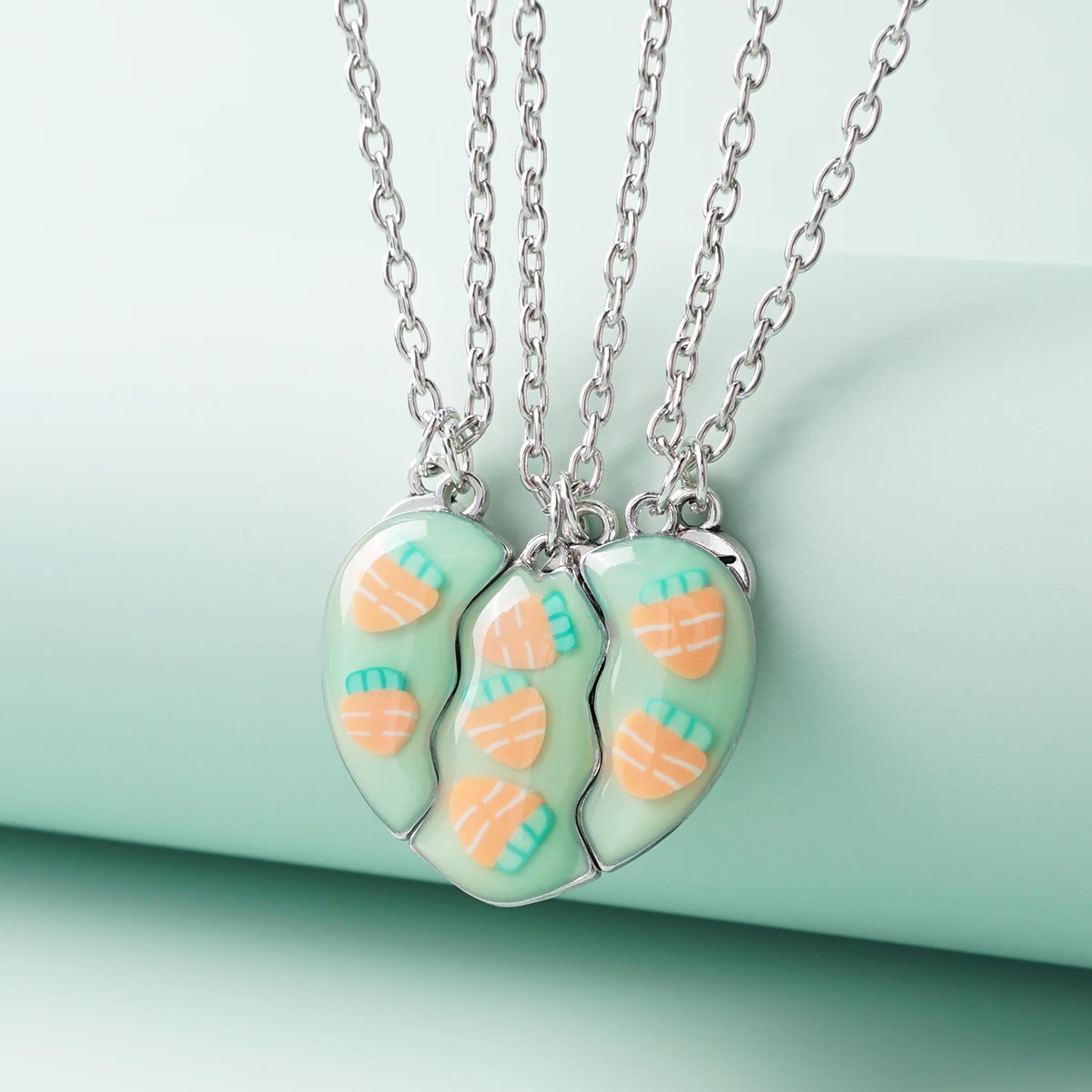 3 Pcs/Set Magnetism Best Friends Pendant Necklace for Women Best Friends Forever Broken Heart Clavicle Chain Accessories Gift