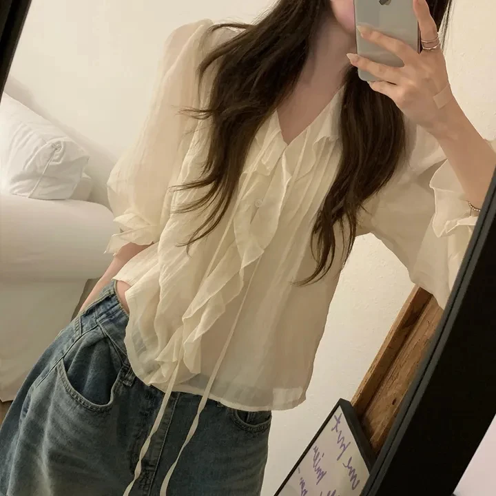 Sweet Retro Korean Style V-Neck Ruffle Shirt Fashionable Versatile Pleated Design Unique Top Women's Lace Shirt Summer 2026