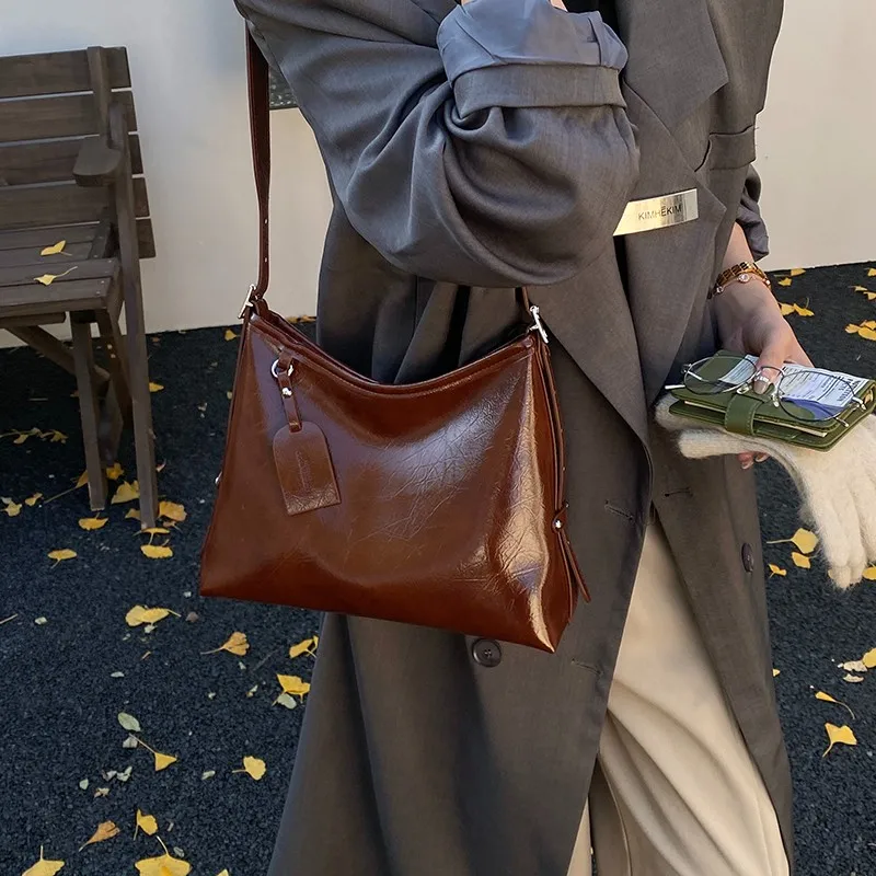 

Chic Classic Women's Leather Handbag Crossbody Bag Shoulder Messenger Tote For Fashion Ladies By Luxury Brand Designer