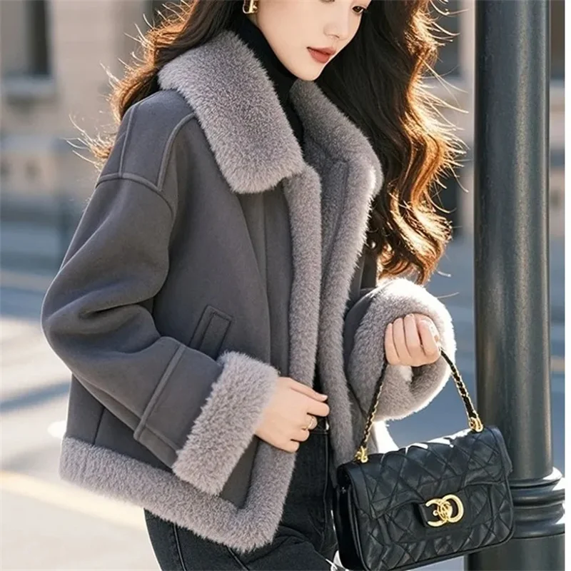 Cappotto di pelliccia da donna 2025 Nuovo unico coreano grigio spesso pelliccia calda cappotto di un pezzo per giacca invernale femminile Capispalla da donna di moda