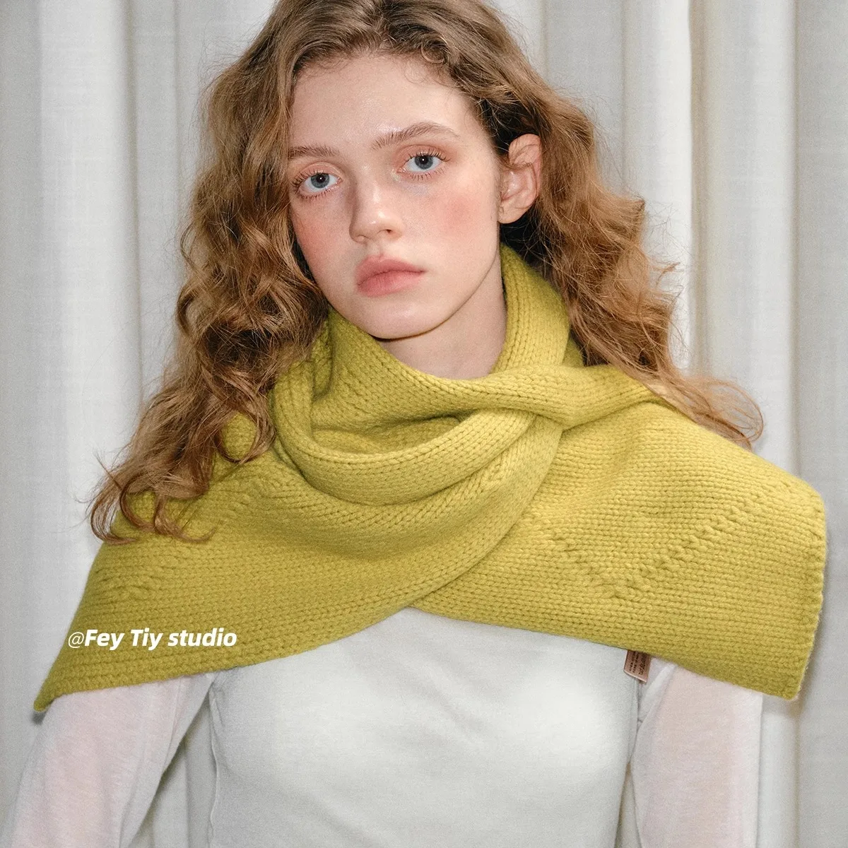 

Full Wool Buckle Scarf Women Keep Warm Winter Versatile Shawl Hollow Out Design Versatile Scarf Lencos De Luxo De Mulher 4w946