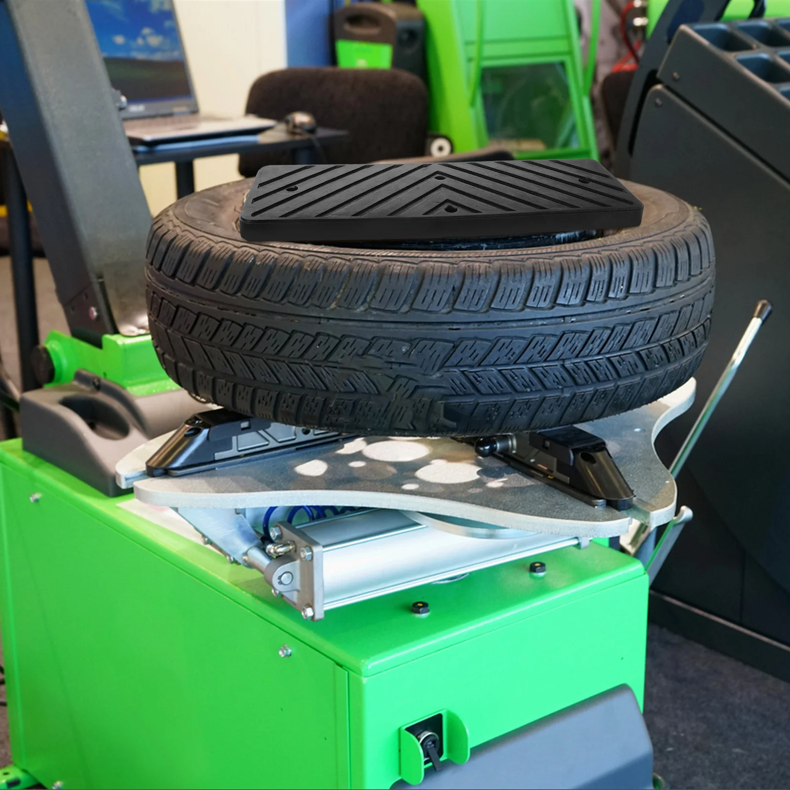 

Rubber Pad For Changer Universal Heavy Duty Anti-Slip Pressure Pad Durable Tire Repair Tool Accessory Tire Machine Pads