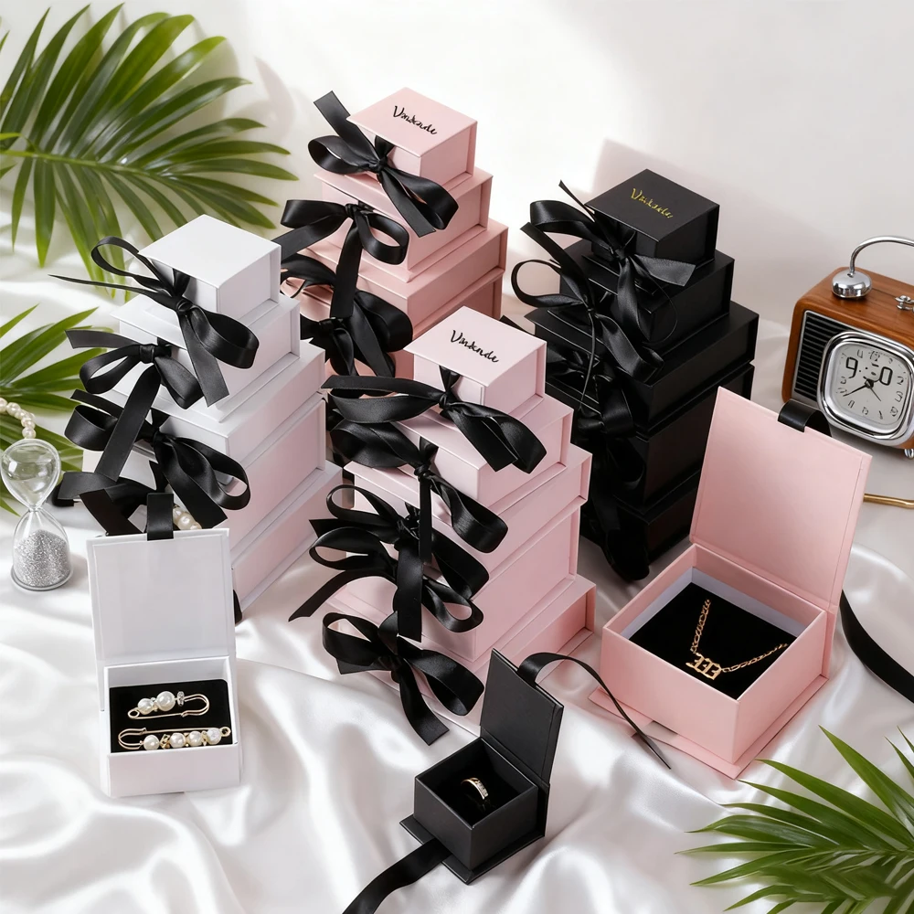 النساء السيدات الساعات والمجوهرات الفاخرة سوار صناديق التعبئة والتغليف شعار شخصي 50 قطعة حلقات القرط قلادة المنظم حالة السائبة