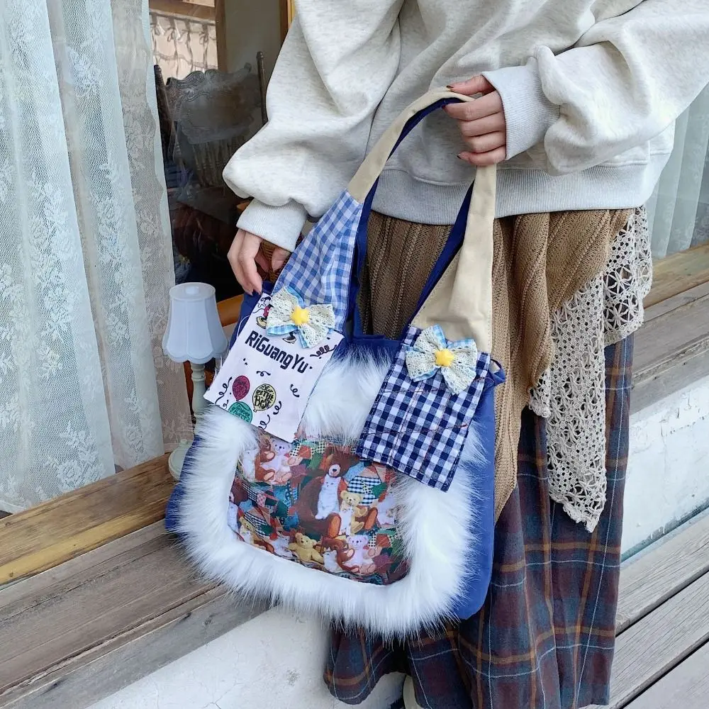 

Casual Japanese Style Y2k Shoulder Bag Bear Pattern Fluffy Vintage Plaid Handbag Large Capacity Retro Canvas Tote Bag Outdoor