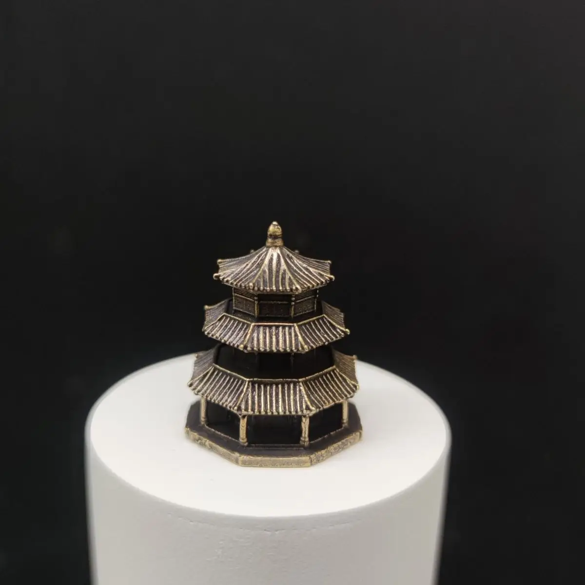 Ancient Architecture Octagonal Pagoda Building, Wooden Building, Bonsai Fish Tank, Micro Landscape Decoration