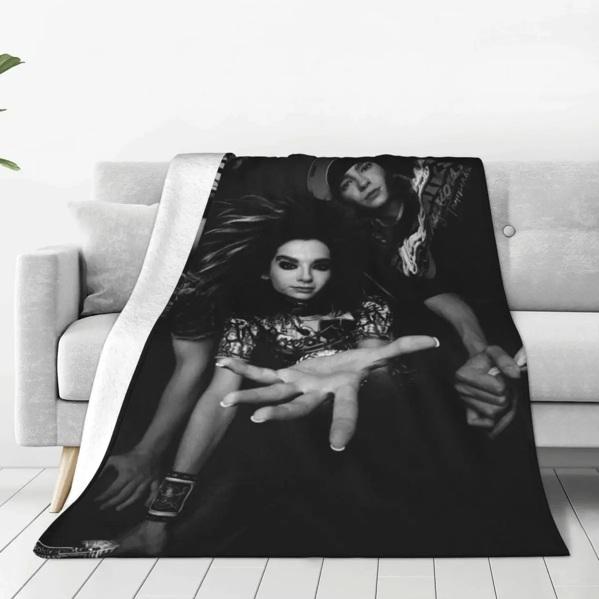 

Music Band Tokio Hotel Blanket Sofa Cover Flannel Summer Breathable Super Soft Throw Blankets for Home Travel Bedspreads