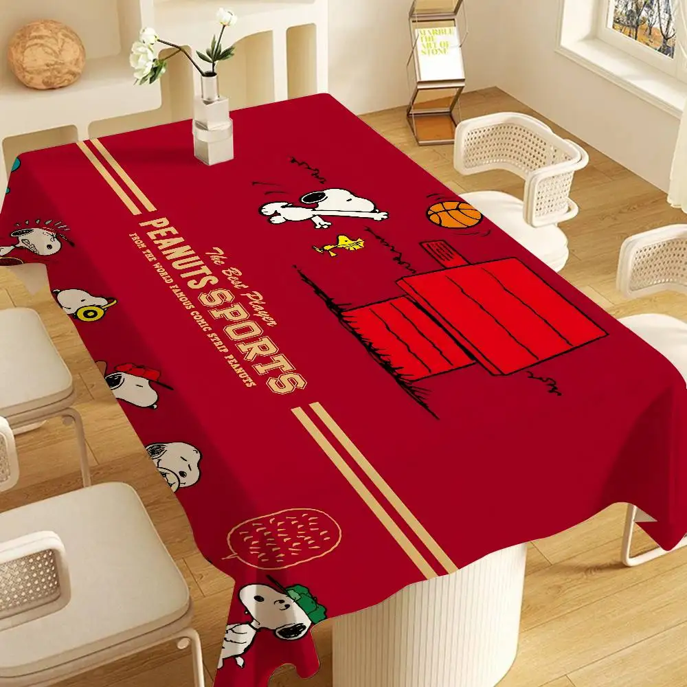 Cartoon Snoopy Table Stain Resistant Decorative Washable Polyester Tablecloths For Dining Table Parties And Wedding