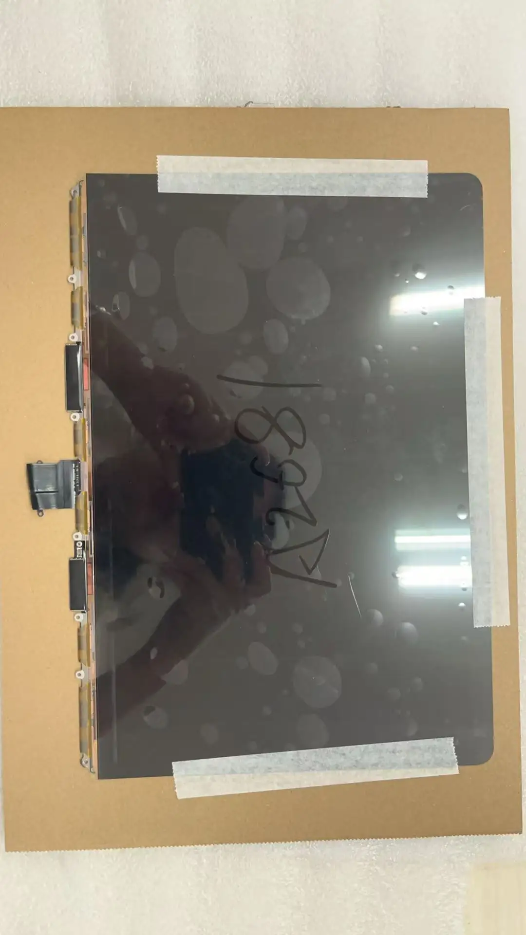 Ekran LCD OEM z metalowym ramieniem do MacBooka A1706 A1989 A1932 A2179 A2337 A2338 A2681 A2442 A2941 A2485 Tylko panel szklany LCD — zdjęcie produktu 4