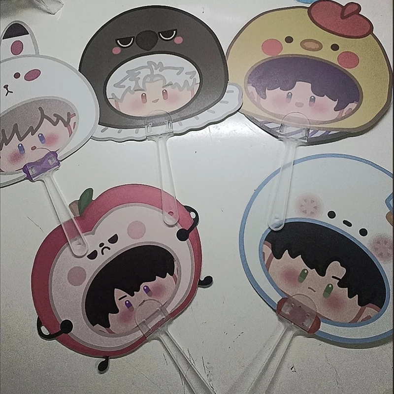 5 pezzi Gioco Love and Deepspace Simpatico ventaglio a mano Xavier Zayne Rafayel Ralayo Sylus Caleb Summer PVC Fan Disk Regalo creativo per feste