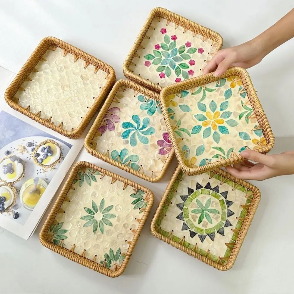 Hand Woven Splicing Shell Rattan Basket Rattan Weaving Colorful Weaving Fruit Basket Decorative Handmade Bread Baskets Tray