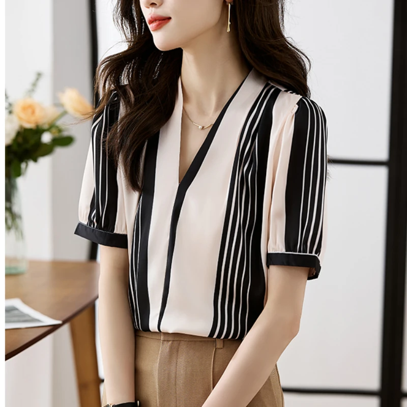 Summer New Women's Shirt Short Sleeve Blouse V-neck Striped Chiffon Shirts and Blouse Fashion Women Tops Casual Shirts for Women