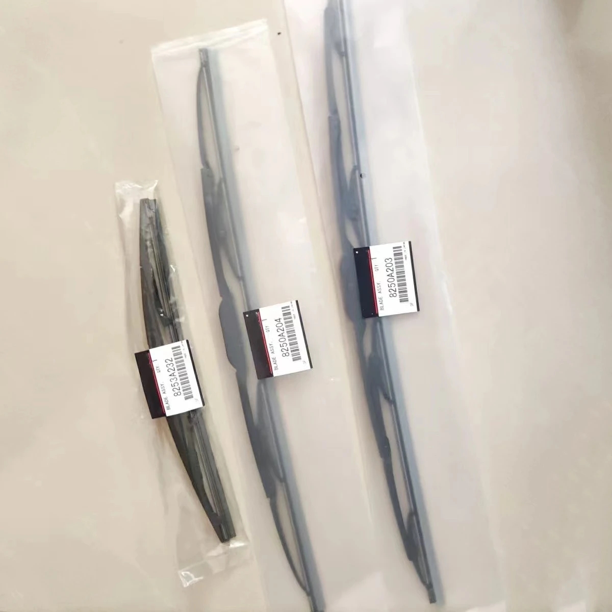 Front and rear wiper blade For Mitsubishi outlander Pajero V73 V75 V77 V93 V97 OEM 8253A232 8250A204 8250A203