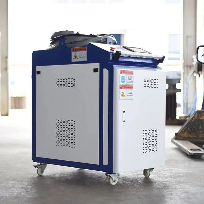 

New Handheld Remover 3000W Continuous Fiber Laser Cleaning Machine Portable For Removing Oxide Scale And Rust From Ships