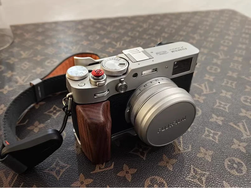 Hot Shoe Grip for Fuji X100VI X100V X100F Fujifilm Thumbs up Grip