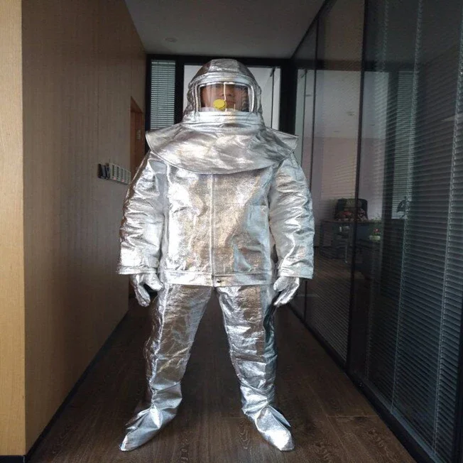 Fire Resistant Suit with Aluminum Foil for Fire Fighting