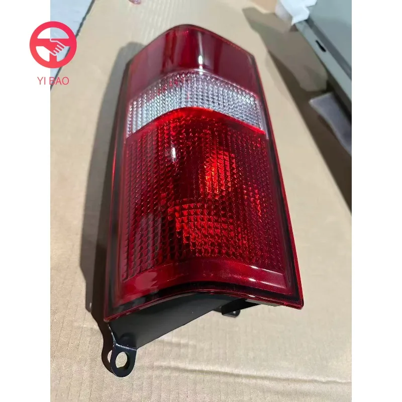 OE 84639024 23338320  Rear Taillight Taillamp For GMC Savana 2003-2023 For Chevy Express 1500 2003-2014 Reverse Without Bulb