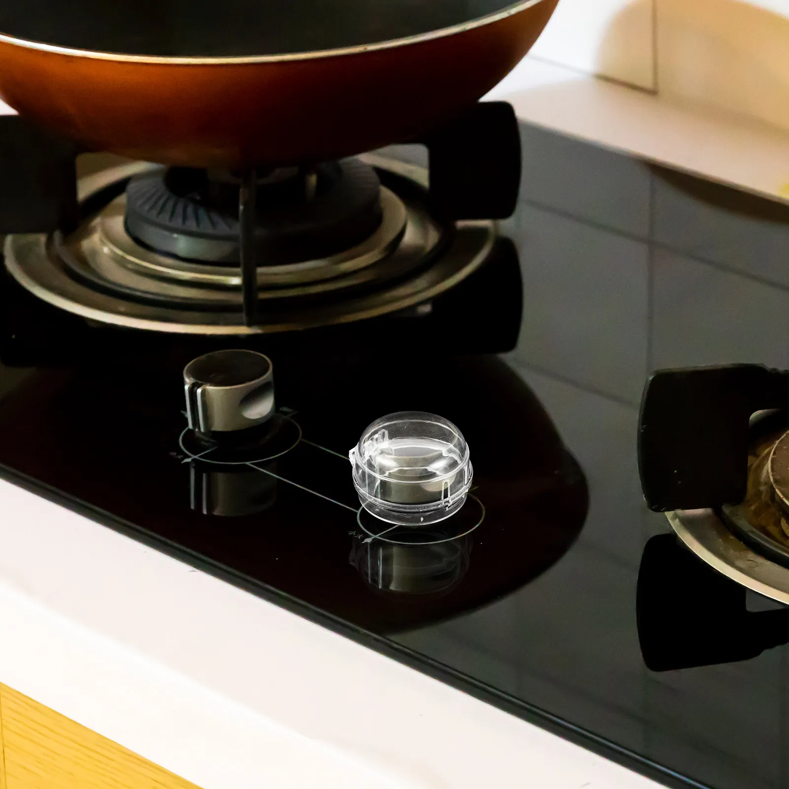

6Pcs Gas Stove Knob Protective Covers Transparent Heat Resistant Oil Dust Protection Universal Fit Kitchen Stove Safety Guard