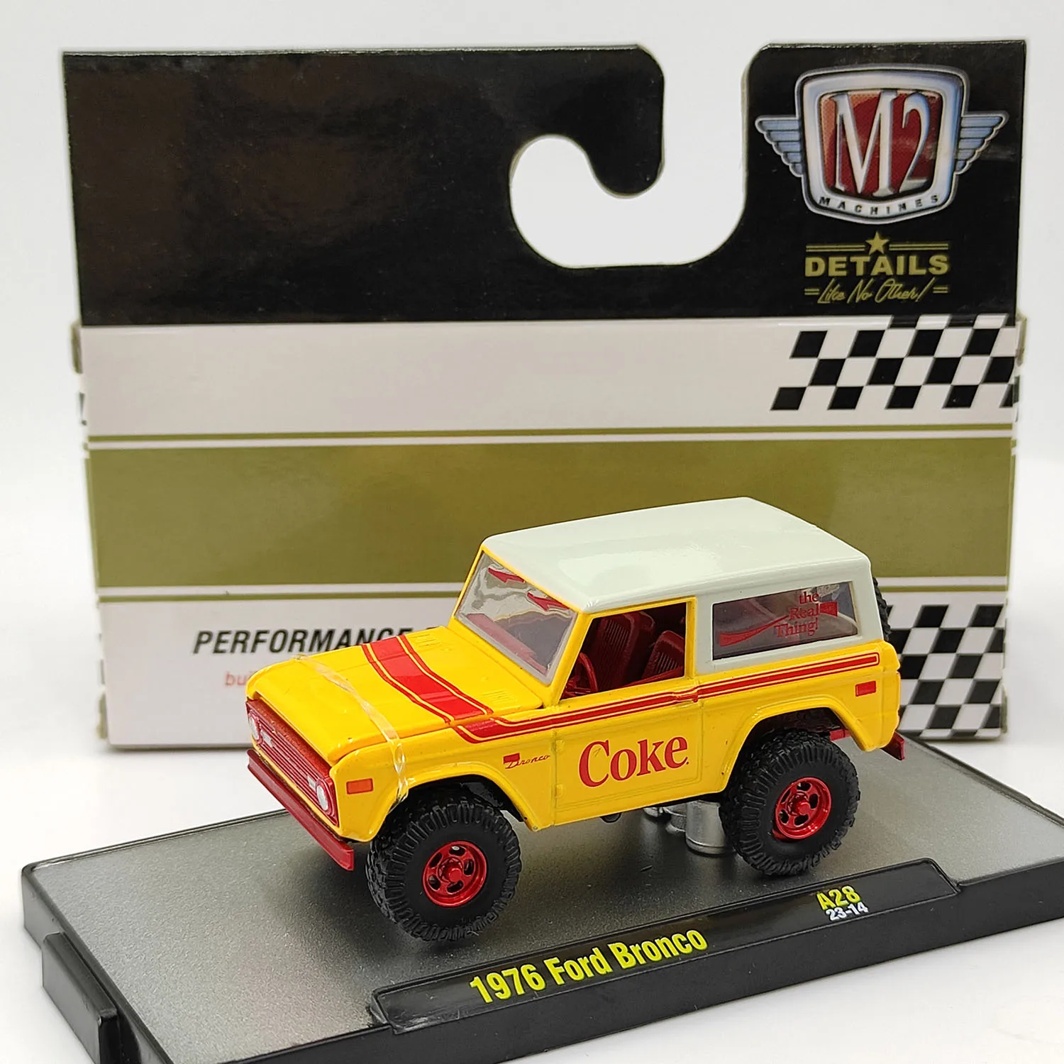 

M2 Machines 1:64 Scale Diecast Alloy 1976 Ford Bronco Off-road Vehicle Toys Car Model Classic Adult Gift Souvenir Static Display