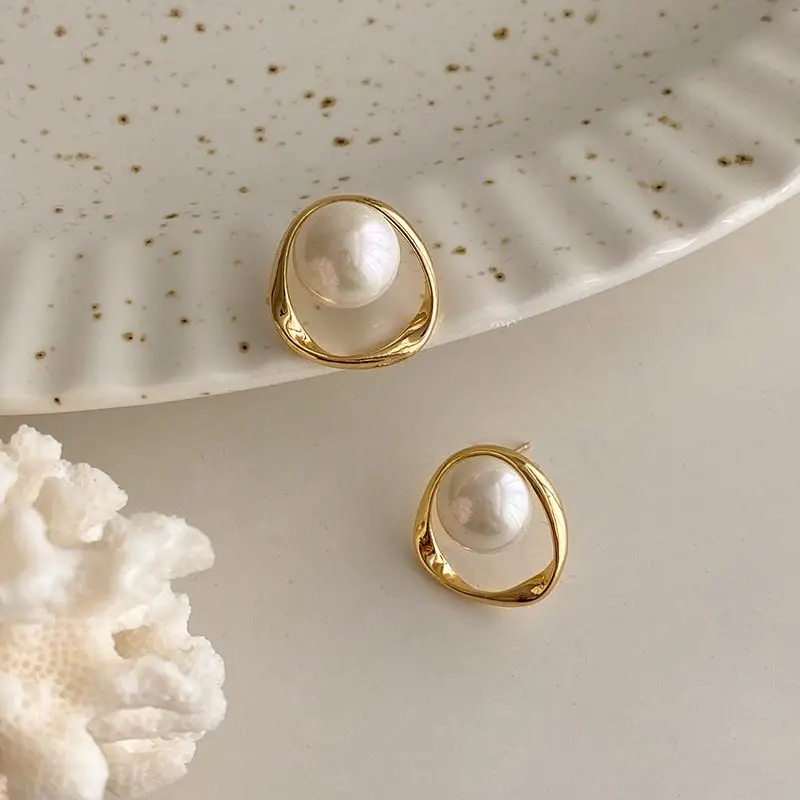 Geometric Pearl Ring Earrings for Women's 2024 Latest Korean version with niche design image 2