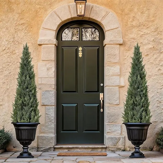 2 alberi di cipresso artificiali, con tronco in legno vero e frutti realistici, piante artificiali alte con vaso bianco per la decorazione della casa.