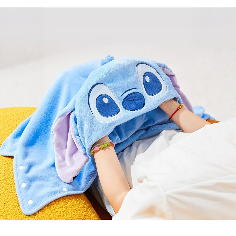 ディズニー純正 シディチ フード付きU字型枕 フード付きブランケット ミッキーぬいぐるみ帽子 ぬいぐるみ 冬の誕生日プレゼント。