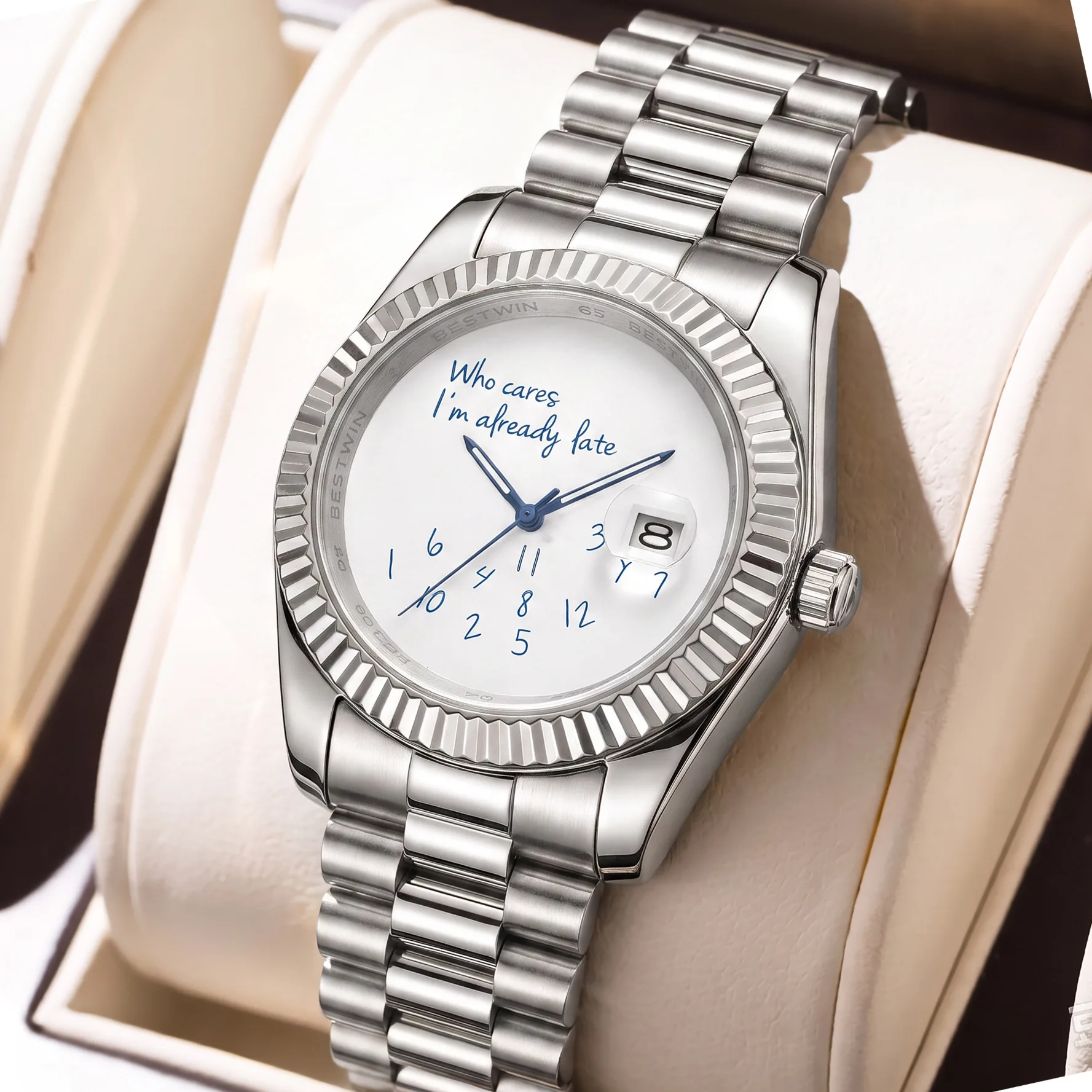 Men's Fashionable Quartz Watch New Calendar Feature with Night Light Waterproof Stainless Steel Strap Simple Casual Clock Watch