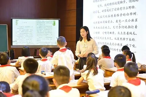 

4 шт., 120 мм, 1,9 дюйма, металлический обод колеса с бисером, набор резиновых шин для 1/10 RC гусеничного автомобиля Trxs TRX4 RC4WD D90 D110 Axial SCX10 MST