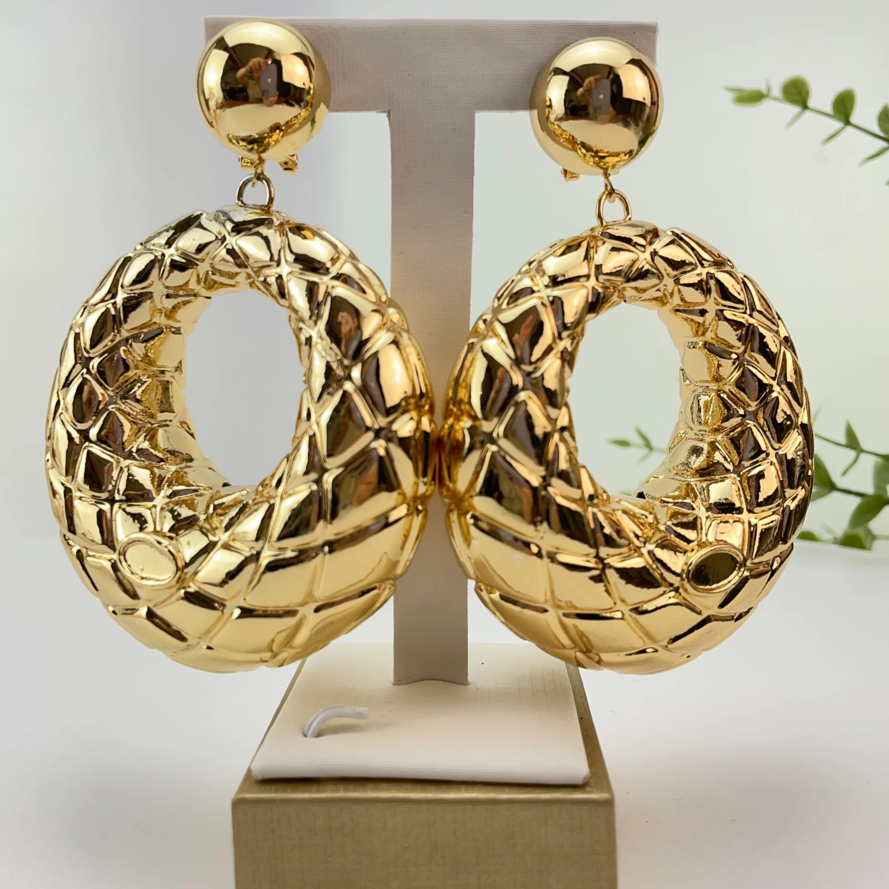 

Dubai Plated Earrings Popular Fashion Oversize Earrings for Woman Party Birthday Gifts FHK29203