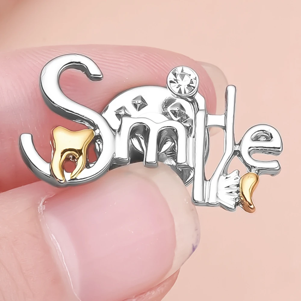 

Catuni Smile Creative Dental Tools Pin Brooch Stomatology Dentist Doctor Nurse Medical Jewelry Lapel Backpack Badge Gifts