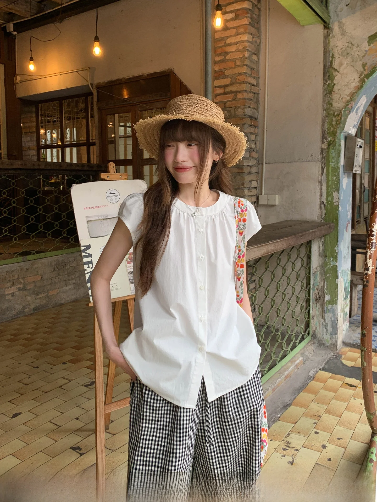 

Loose Fit round Neck Button up Shirt Casual Style Cotton Blend Short Sleeve Women's Shirt Daily Wear Comfortable Shirt