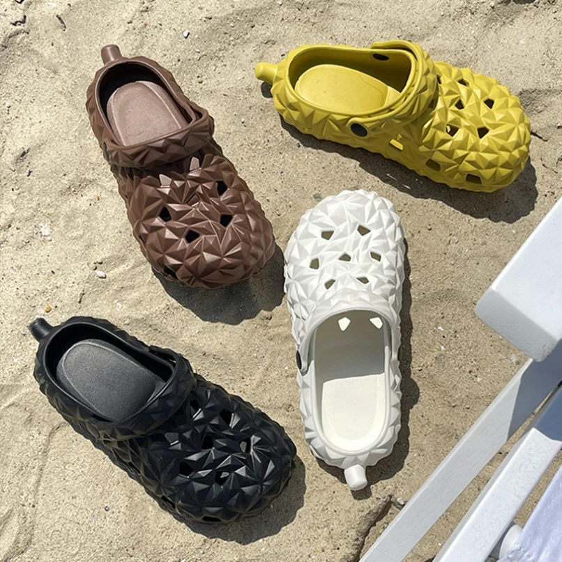 

Woman Slipper clog Cute Hole Cloud Sandals Summer Soft Flip Flop Beach Slides Home House Shoe Funny Outdoor Ladies Female Girls