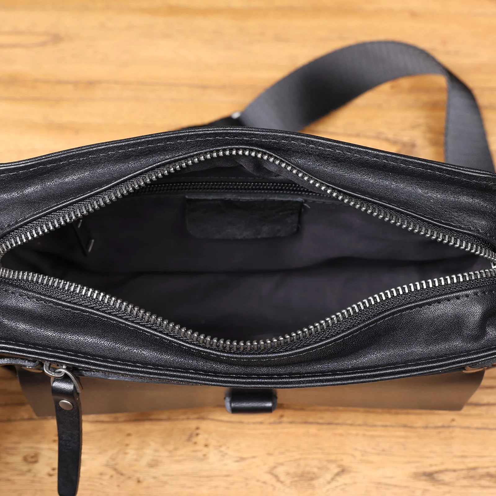 Vintage-Umhängetasche für Herren aus hochwertigem Rindsleder, modische Casual-Crossbody-Tasche, pflanzlich gegerbte Echtleder-Schultertasche – Detail 26