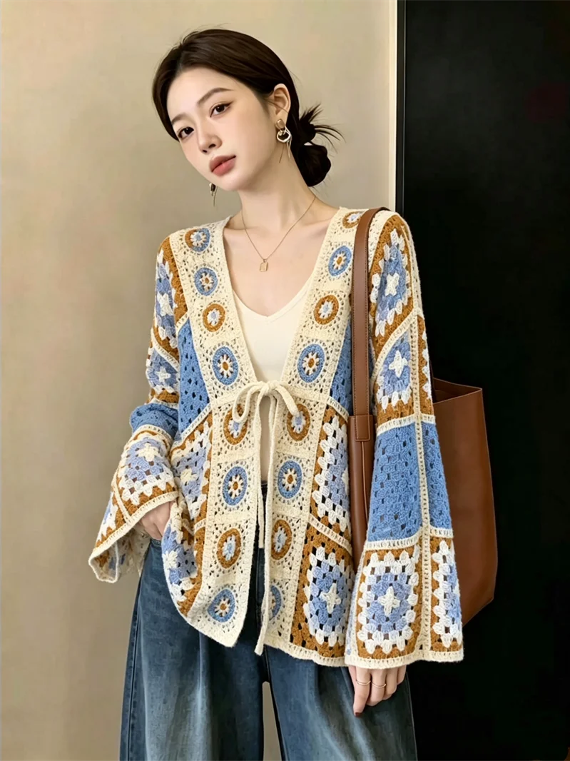 Retro Countryside Style V-Neck Lace Hook Knitted Cardigan Women's Early Autumn Loose Slimming Belted Flared Sleeve Color Bloc...