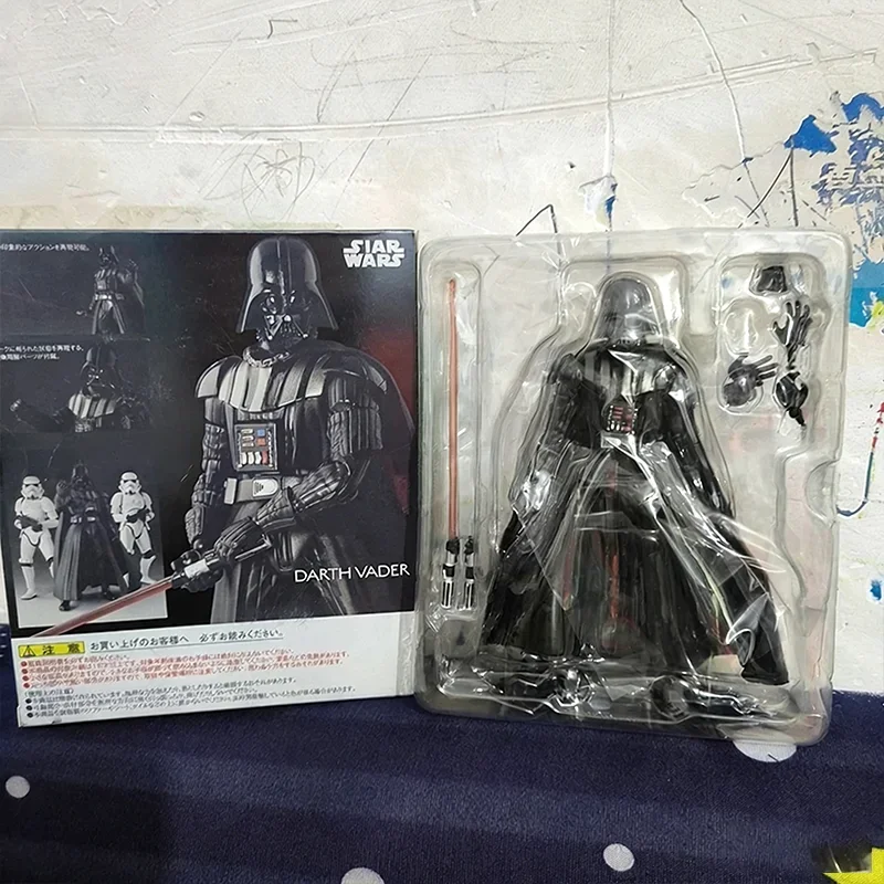 

The Black Series Star Wars Din Djarin Darth Vader Boxed PVC Action Model Toys Cartoon Anime Doll Children Ornament Toy