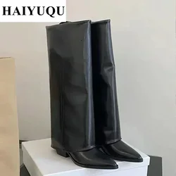 Botas de couro de salto alto para mulheres, sapatos de moda robustos, botas longas de neve, botas Punk Chelsea, novo designer