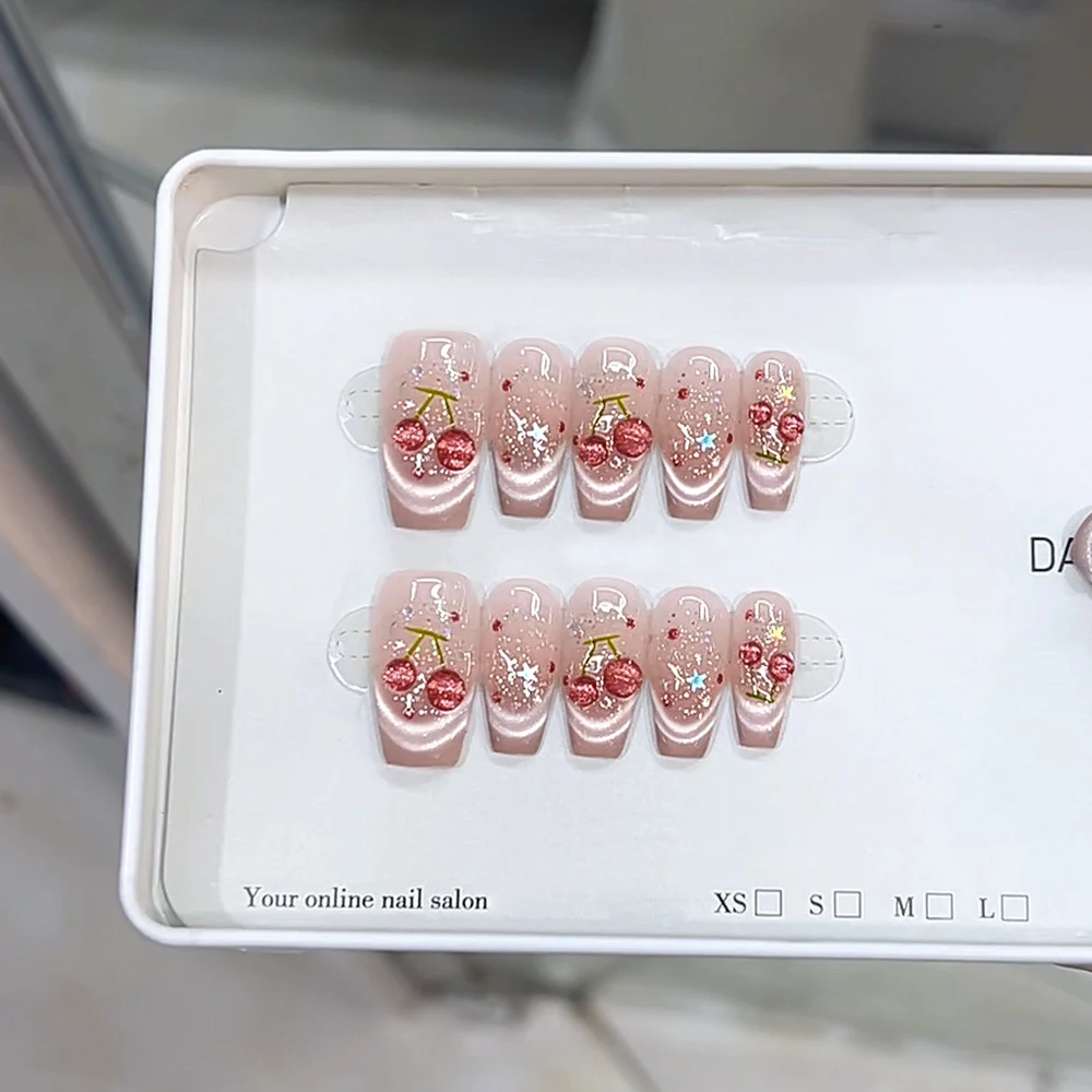 10 stks/set Blush Roze Gradiënt Handgemaakte Korte Nep Nagels Boog Ontwerp Nail Art Eenvoudige Mode Druk op Valse Nagel voor Vrouwen & Meisje