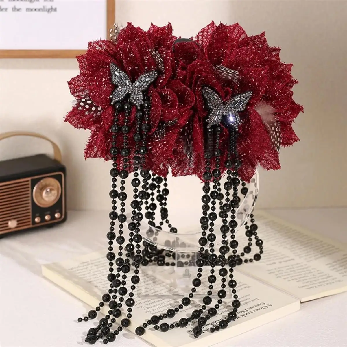 

2024 New Women Elegant Trendy Casual Tassels Beads Flower Butterfly Grip Clip Shark Hair Clip Female New Headwear Accessories