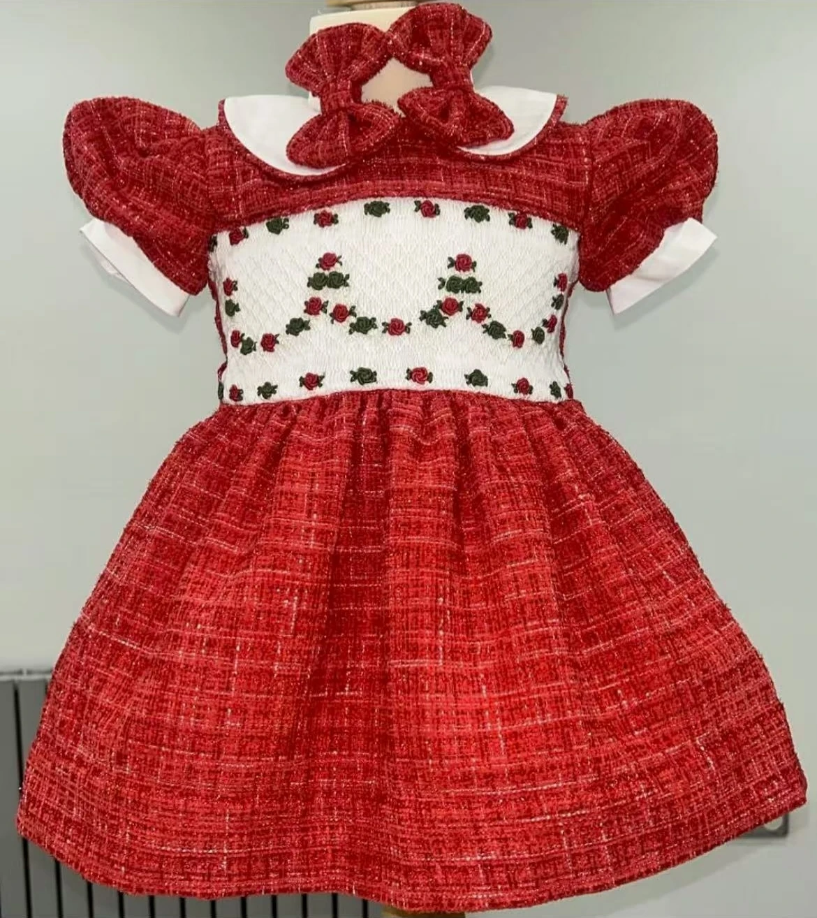 

0-12Y Baby Girl Autumn Flower Handmade Embroidery Smocked Vintage Princess Red Dress for Birthday Holiday Eid Christmas A299