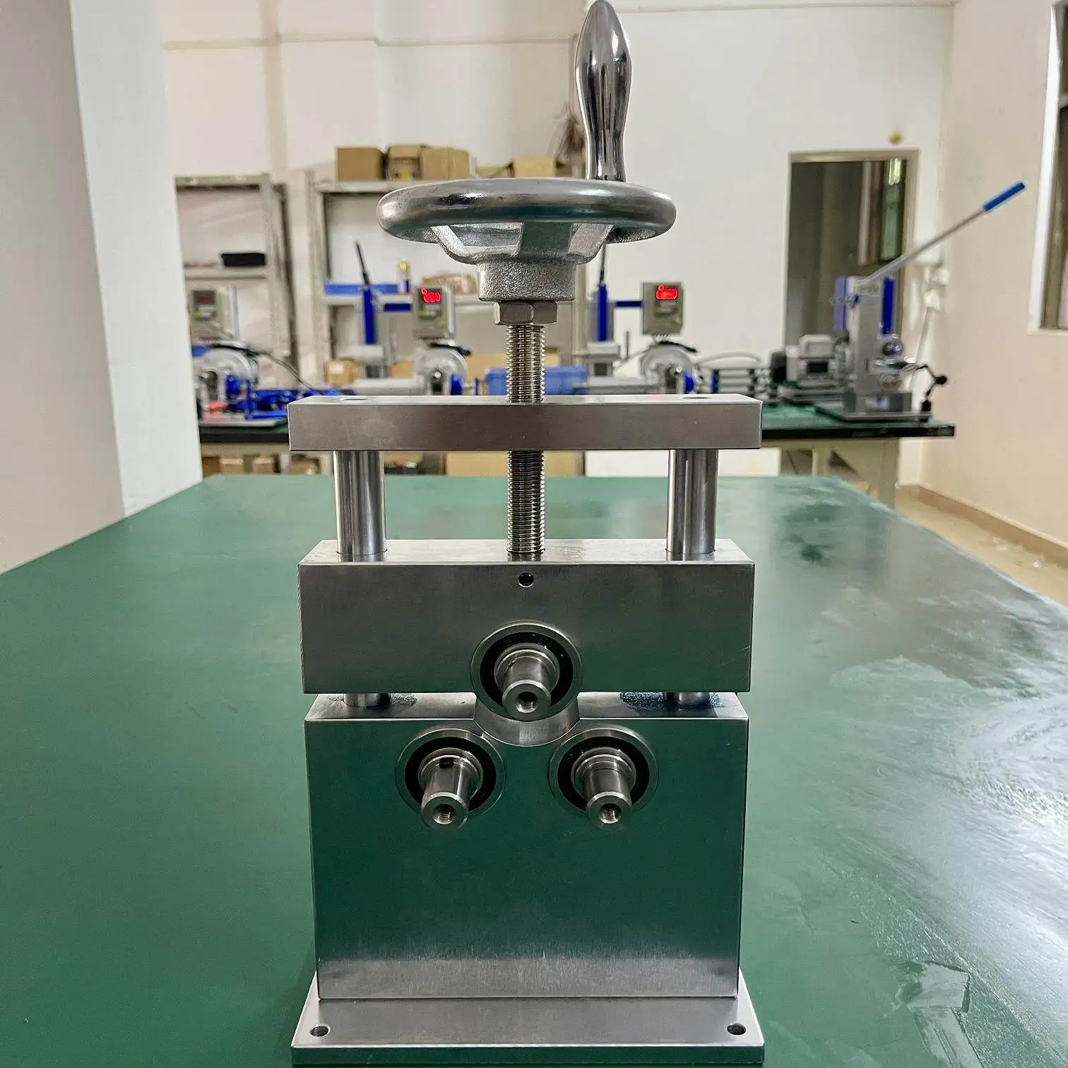 Factory Direct 2026 Manual coil machine jewelry bracelet shaping machine coil shaping tool