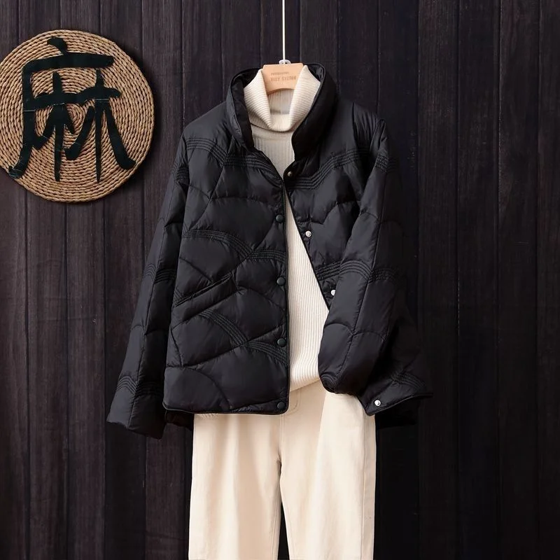 Dun dons dames korte opstaande kraag mode effen kleur lichtgewicht herfst en winter warm jack met lange mouwen