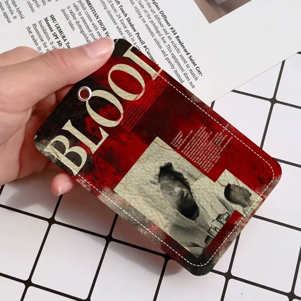 Popular Singer Rapper K-Kendrick L-Lamar 1Pc PU Leather Card Holder Keychain Key Ring Access Tags ID Card Case Keychain Card