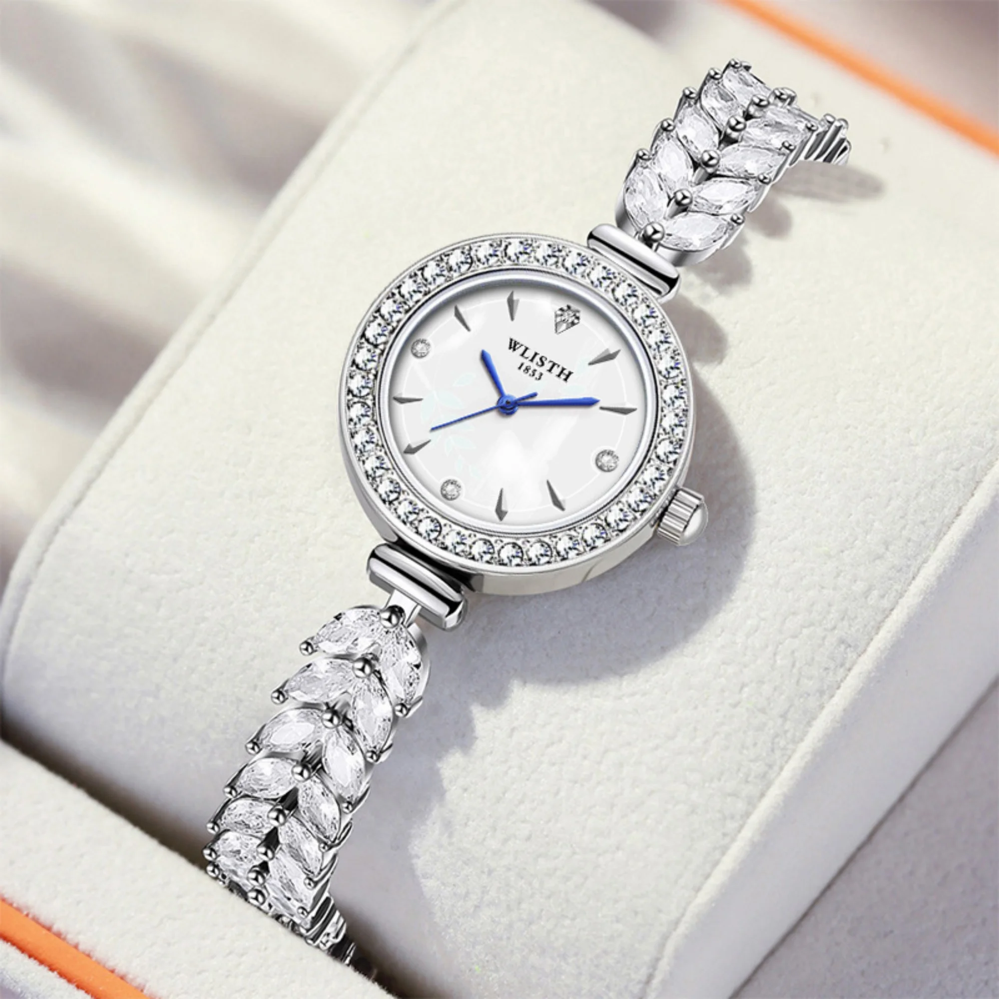 Women Quartz Wrist Watch Round Dial Luminous Alloy Fish Tail Bracelet Elegant Luxury Female Wristwatch Gift for Ladies Party