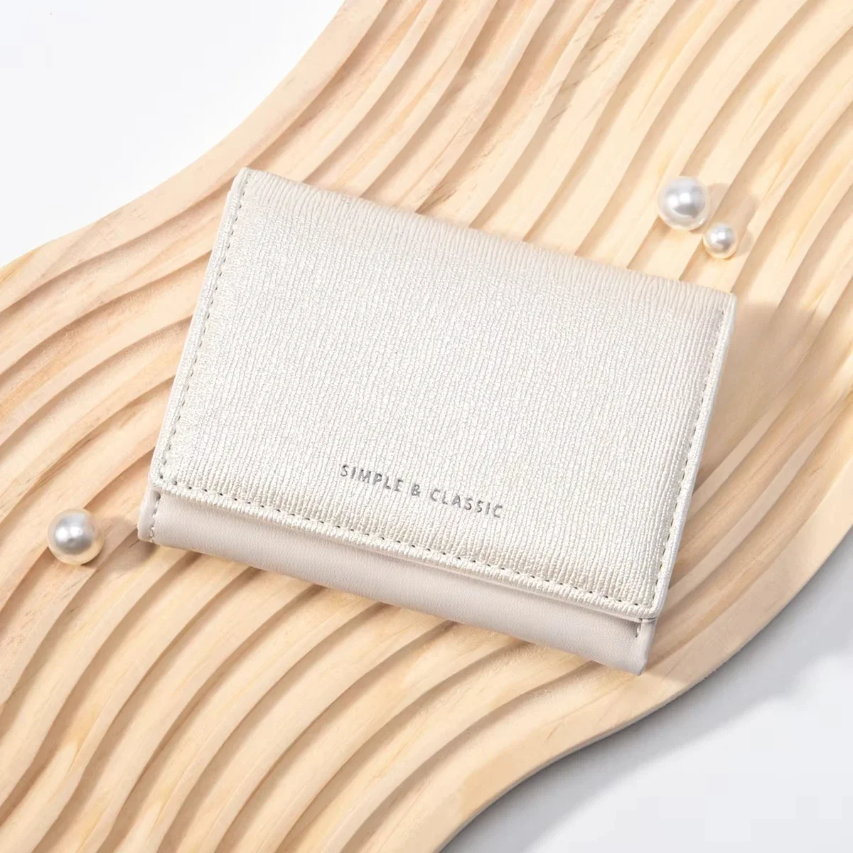 Minimalist Women's Card Bag Pearl Shining PU Wallet Fashion Gold and Silver Short Zero Wallet Pocket Handbag Short Wallet Daily